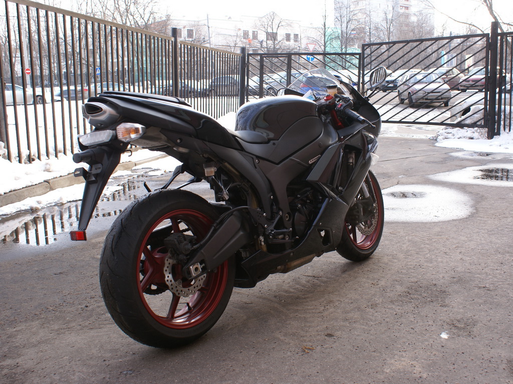 Купить мотоцикл Kawasaki ZX-6R 2008 фото 7